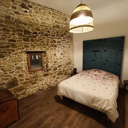 Grange Renovee Dans Cour Privee Avec Jardin Daire